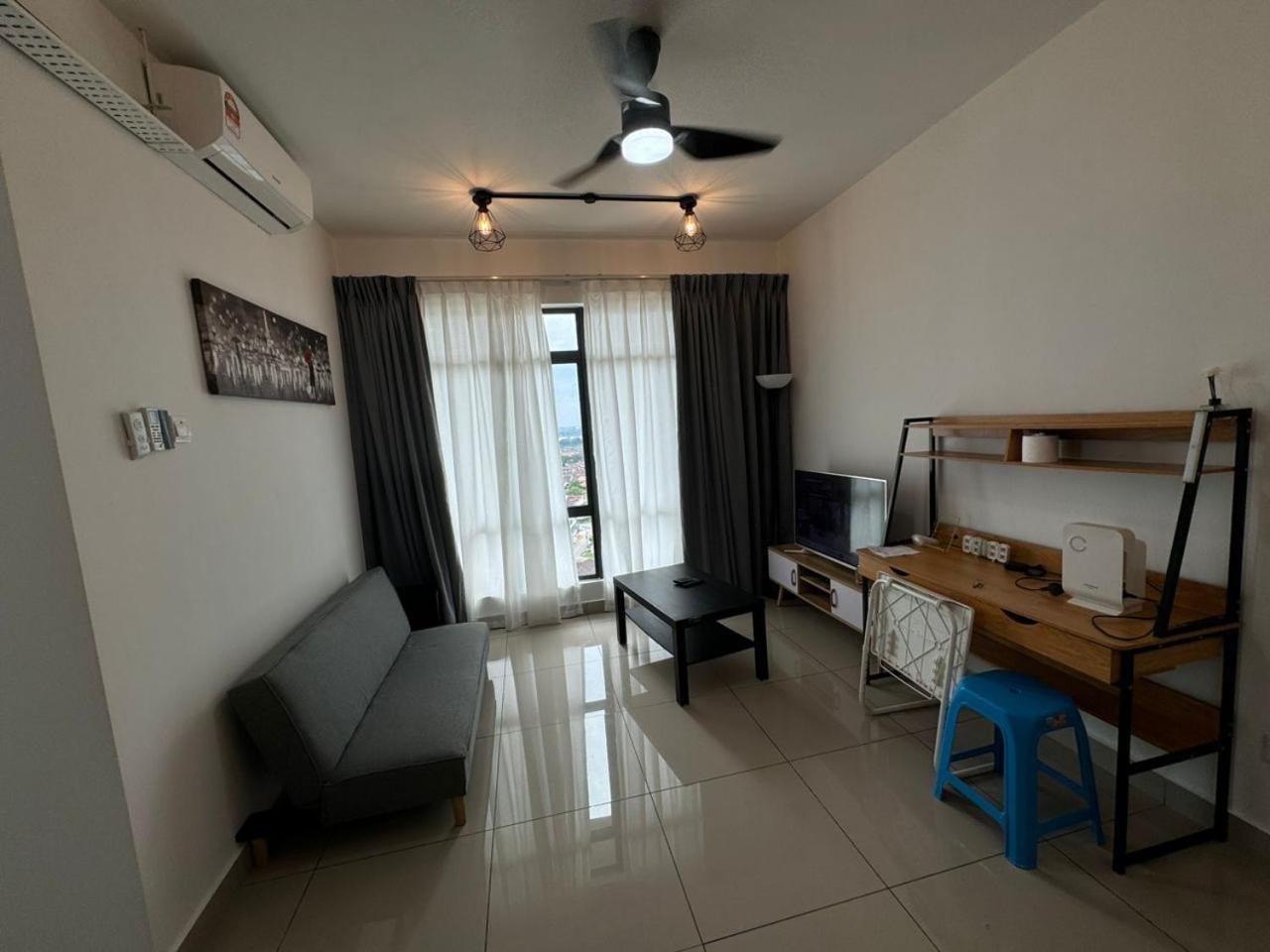 Arc Austin Hill Apartment Johor Bahru Room photo