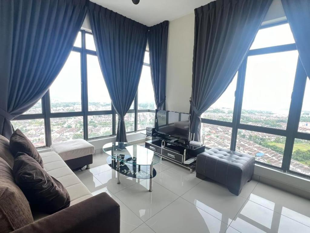 Arc Austin Hill Apartment Johor Bahru Exterior photo